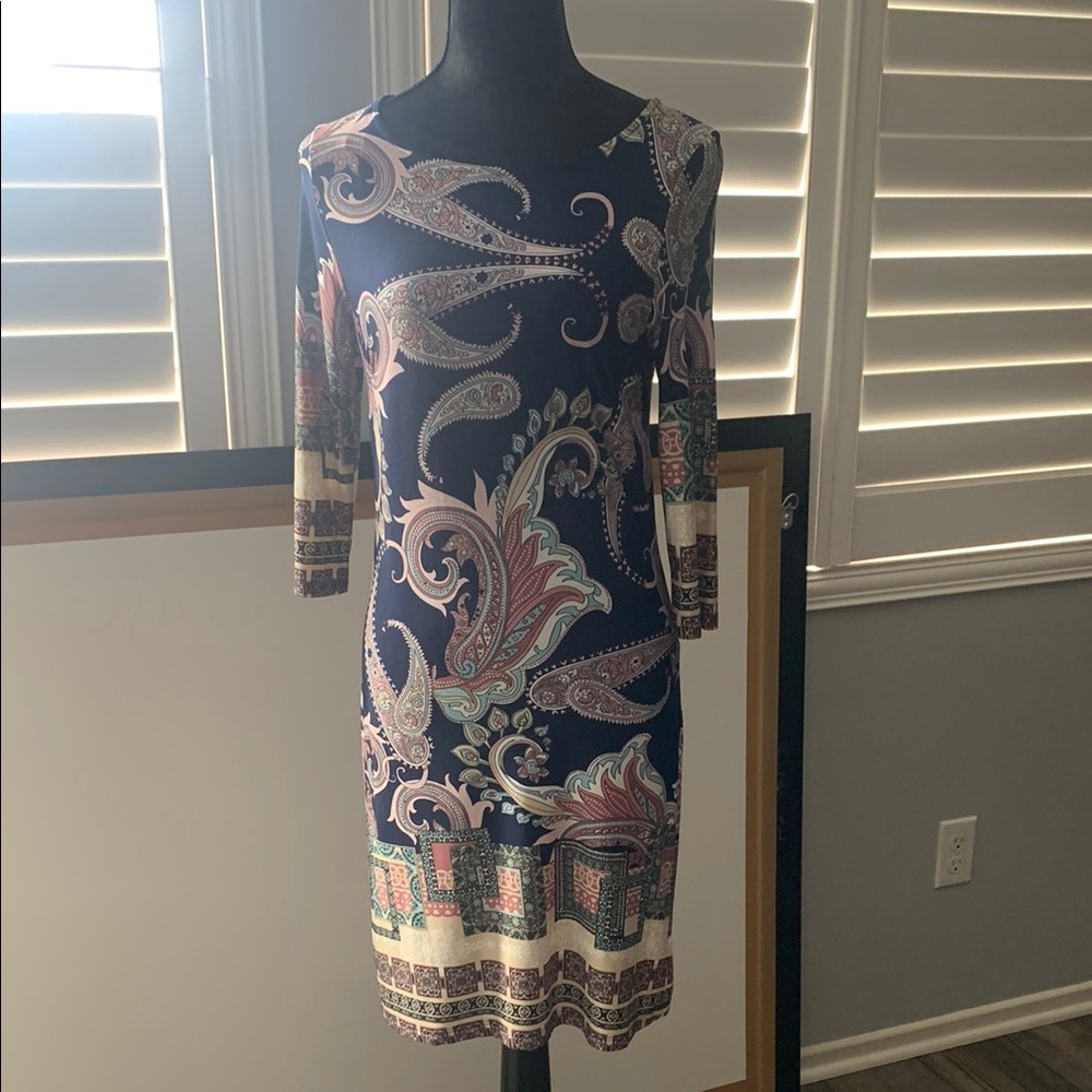Chic Paisley Long Sleeve Dress